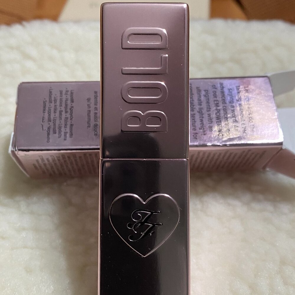 TOO FACED LADY BOLD EM-POWER PIGMENT LIPSTICK